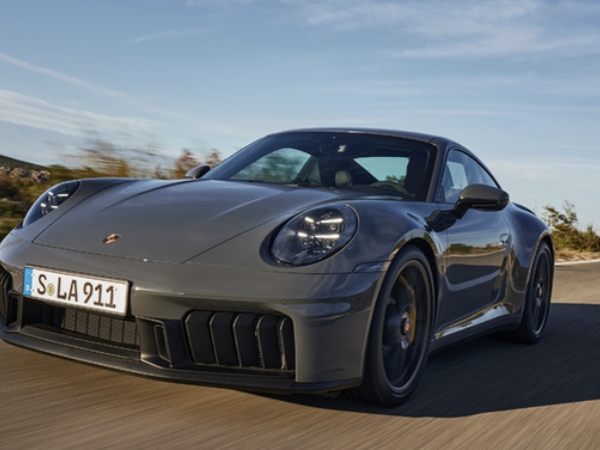 Porsche 911 gts 2025